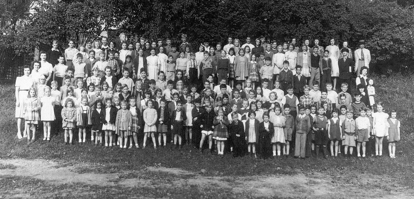 TWRUpperNyackSchool1944-45.jpg